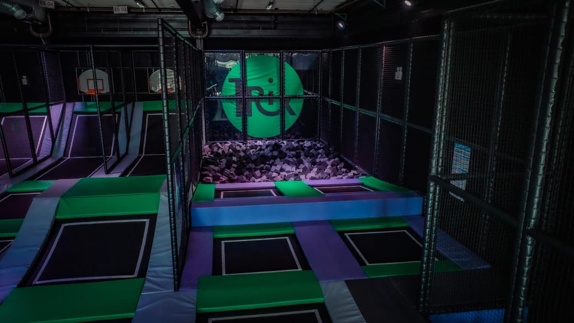 Compleet trampolinepark van 784 m² + grote softplay-ruimte — photo 1