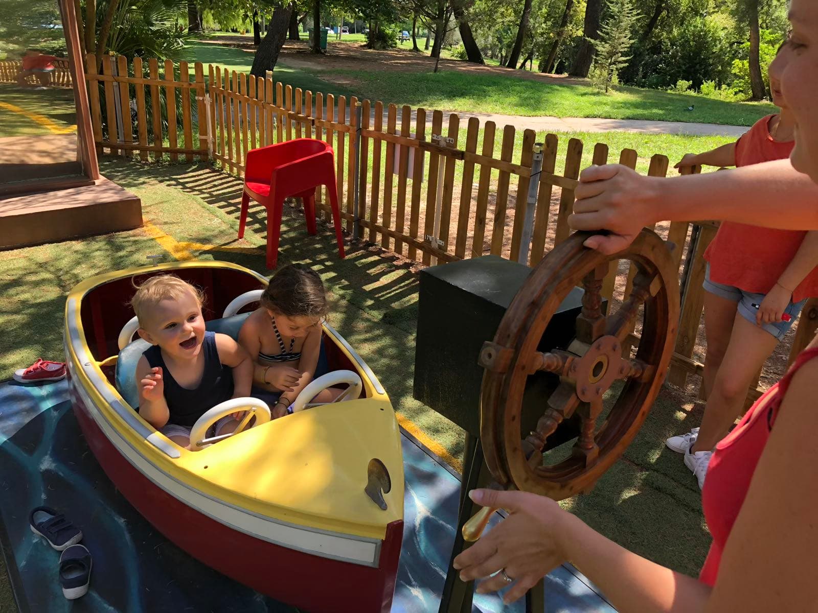 "Boat" Ride for Children – Seats 4 – Parent-powered, no motor
